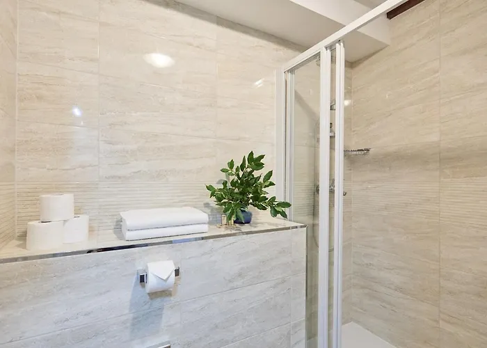 Heritage Vista 公寓 *